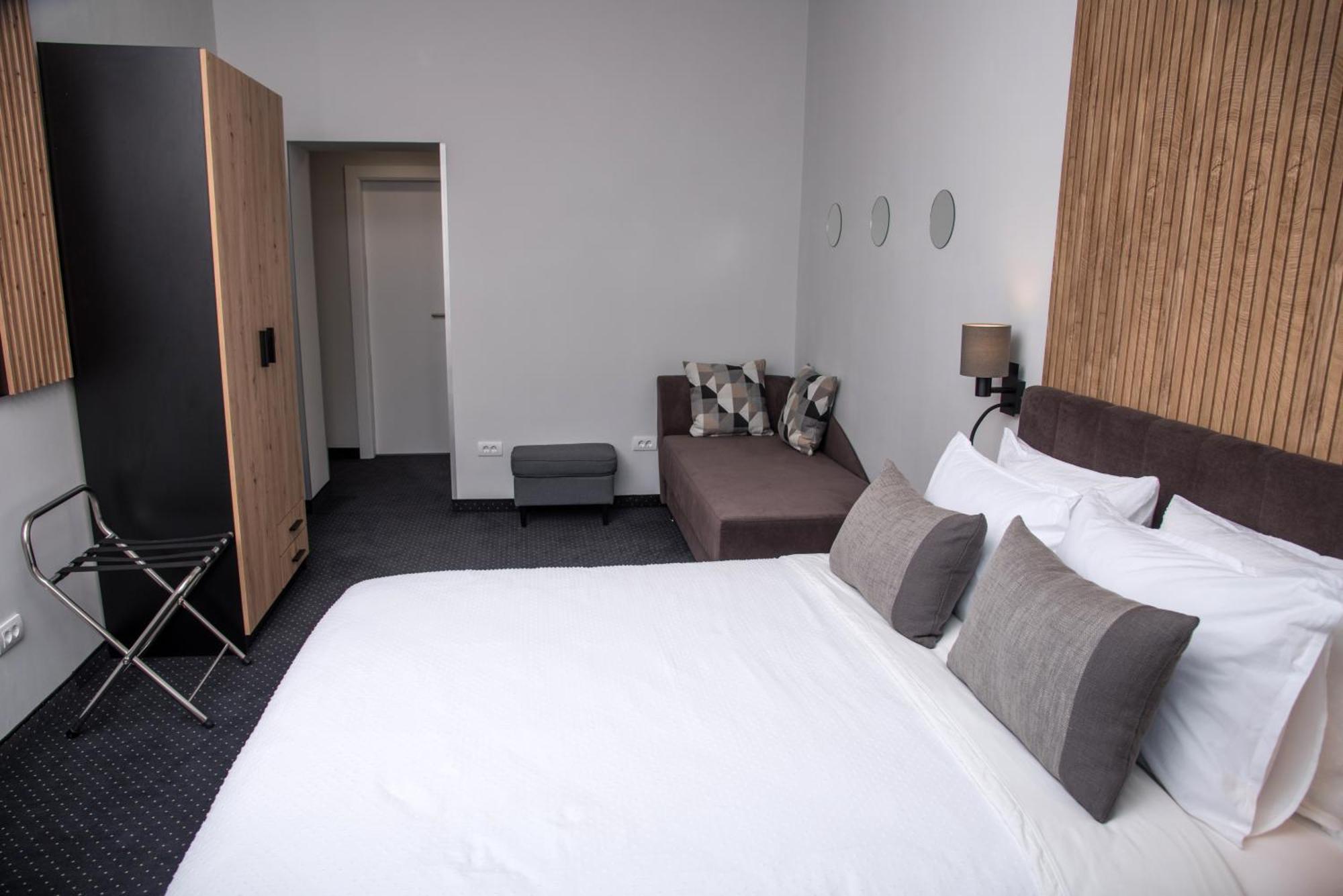 Republic Square Luxury Suites Beograd Eksteriør bilde